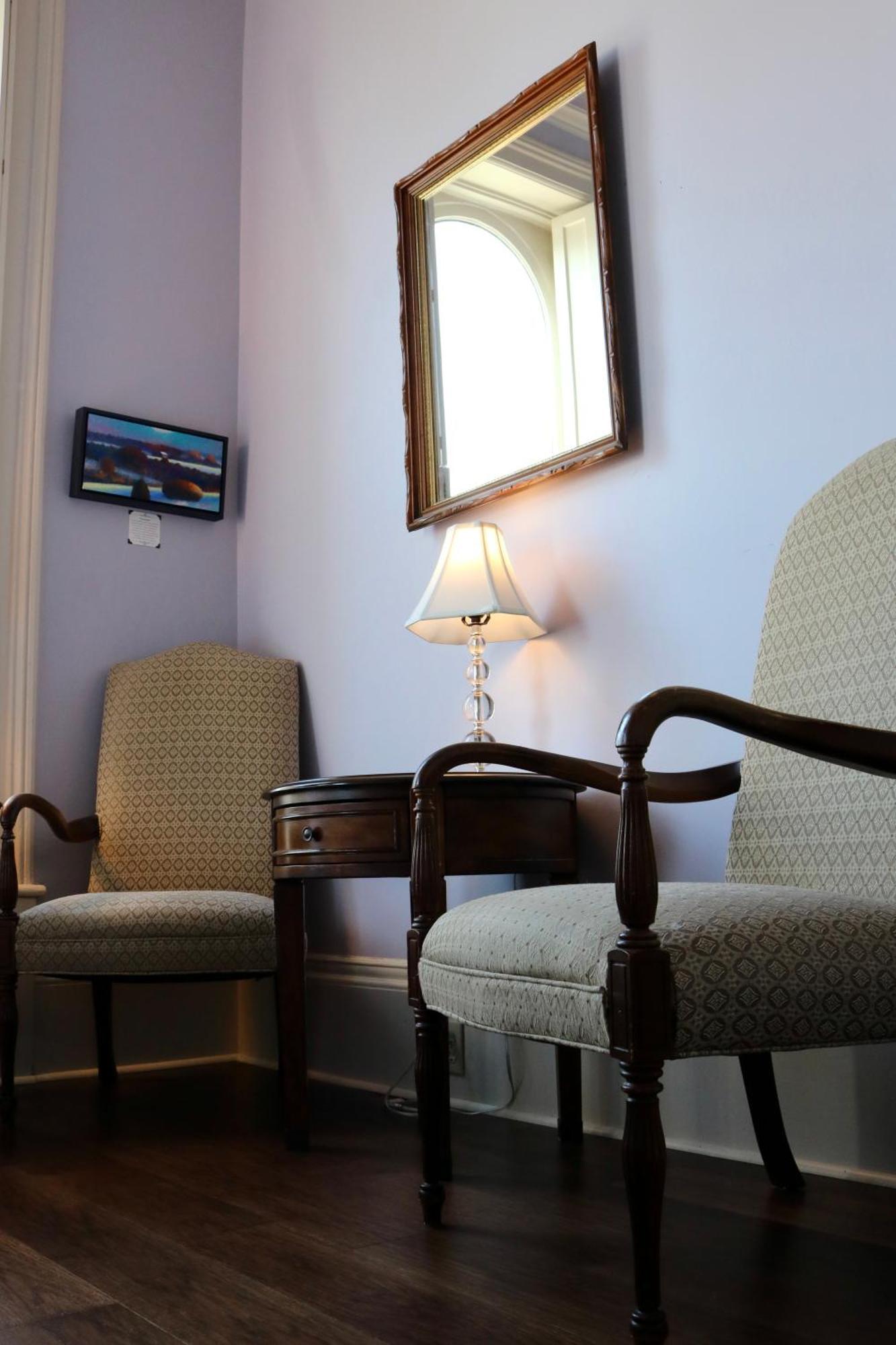 The Joshua Wilton House Hotel Harrisonburg Bagian luar foto